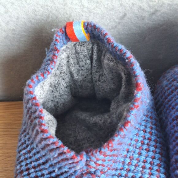 Bombas Merino Gripper Slippers Large Mens 10-12.5 Womens 12-14 Maroon Blue - Picture 8 of 9